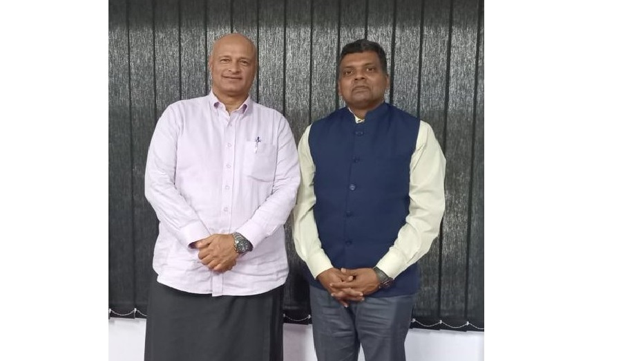 HC Inbasekar S met with Hon. Mr. Walter Schnaubelt, Minister for Transport & Civil Aviation of PNG and discussed capacity building in the field of transport and civil aviation. Sept 13, 2022.