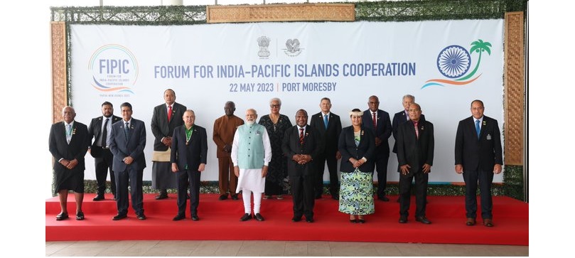 Prime Minister Shri Narendra Modi with fellow FIPIC Leaders at the 3rd FIPIC Summit in Papua New Guinea.